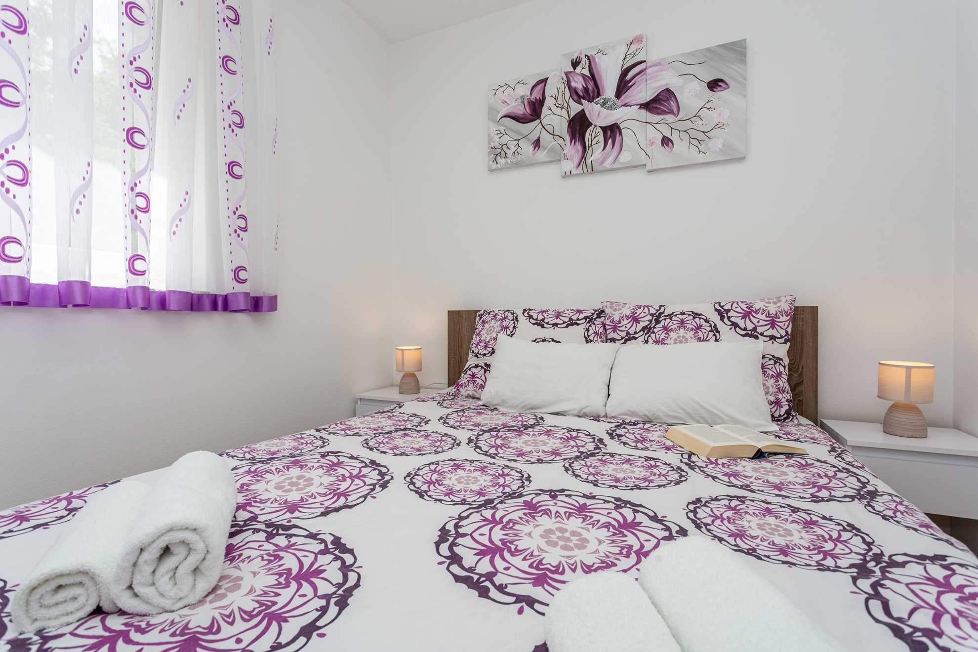 Holiday apartment SANELA with private pool
