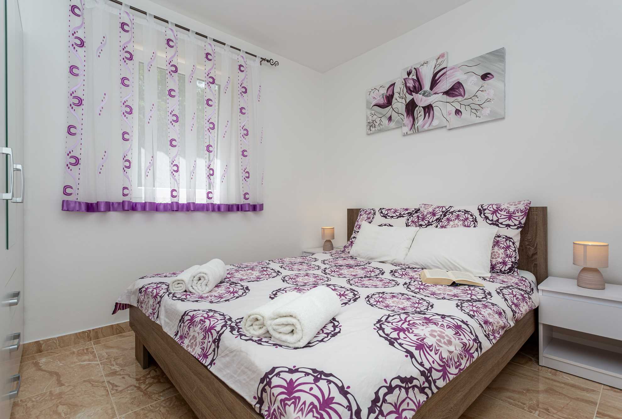 Holiday apartment SANELA with private pool