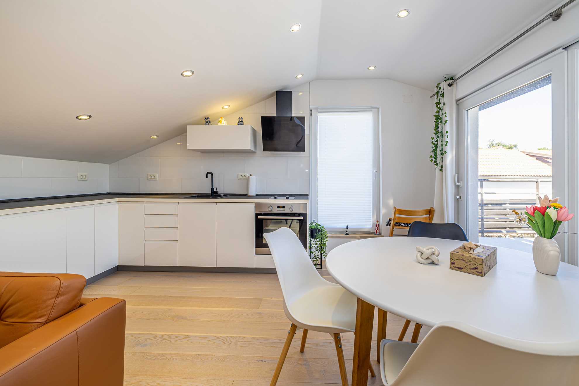 Apartman ADVIMA s privatnim grijanim bazenom