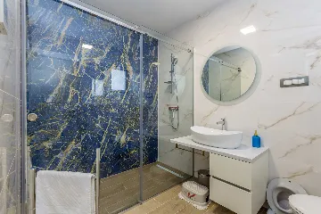 Villa in Linardići with Private Heated Pool and Sauna