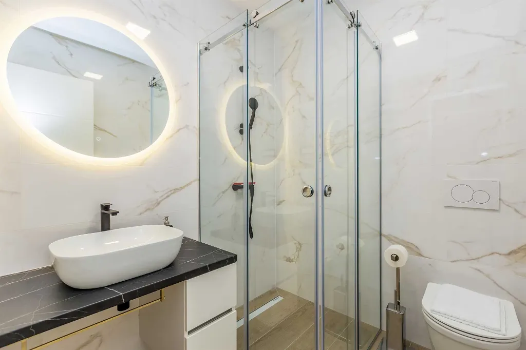 Villa in Linardići with Private Heated Pool and Sauna