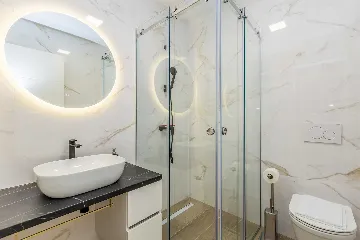 Villa in Linardići with Private Heated Pool and Sauna