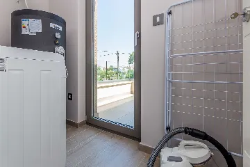 Villa in Linardići with Private Heated Pool and Sauna