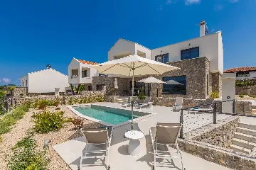 Holiday House in Brzac for 7 Guests