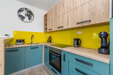 Three-Bedroom Villa with Heated Pool in Malinska