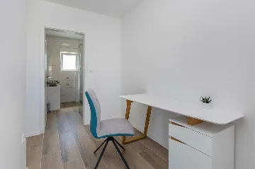 Three-Bedroom Villa with Heated Pool in Malinska