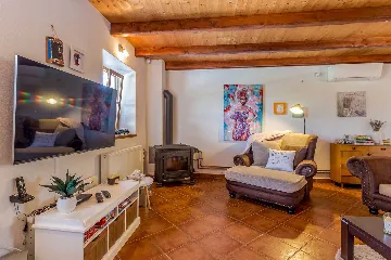 House with Private Pool for 4-5 in Sv. Ivan Dobrinjski