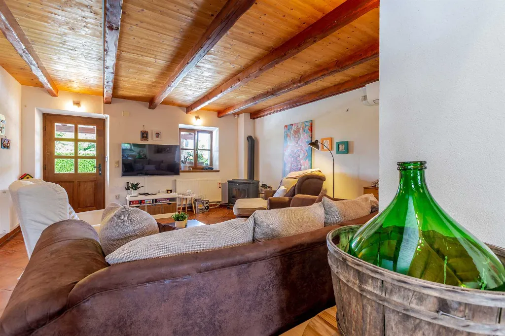 House with Private Pool for 4-5 in Sv. Ivan Dobrinjski