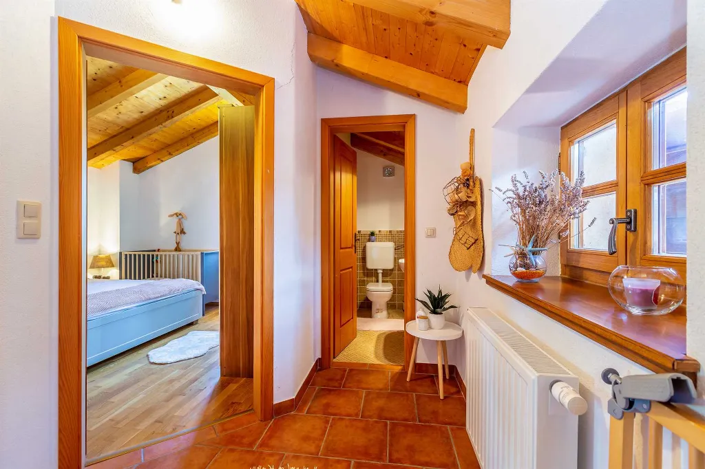 House with Private Pool for 4-5 in Sv. Ivan Dobrinjski