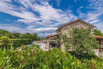 House with Private Pool for 4-5 in Sv. Ivan Dobrinjski