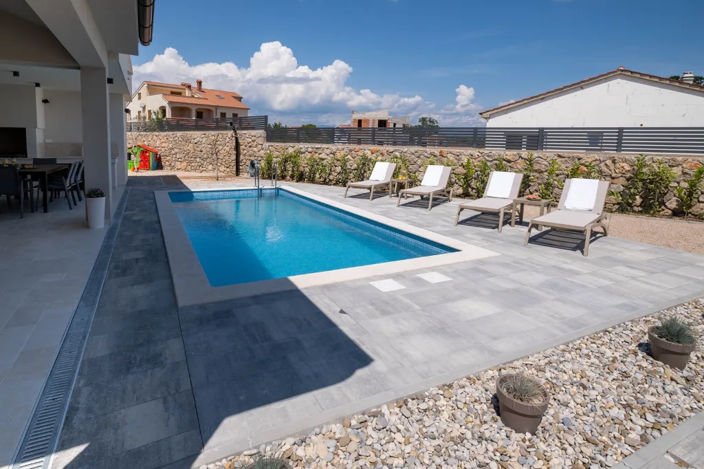 Kornić House with Private Heated Pool