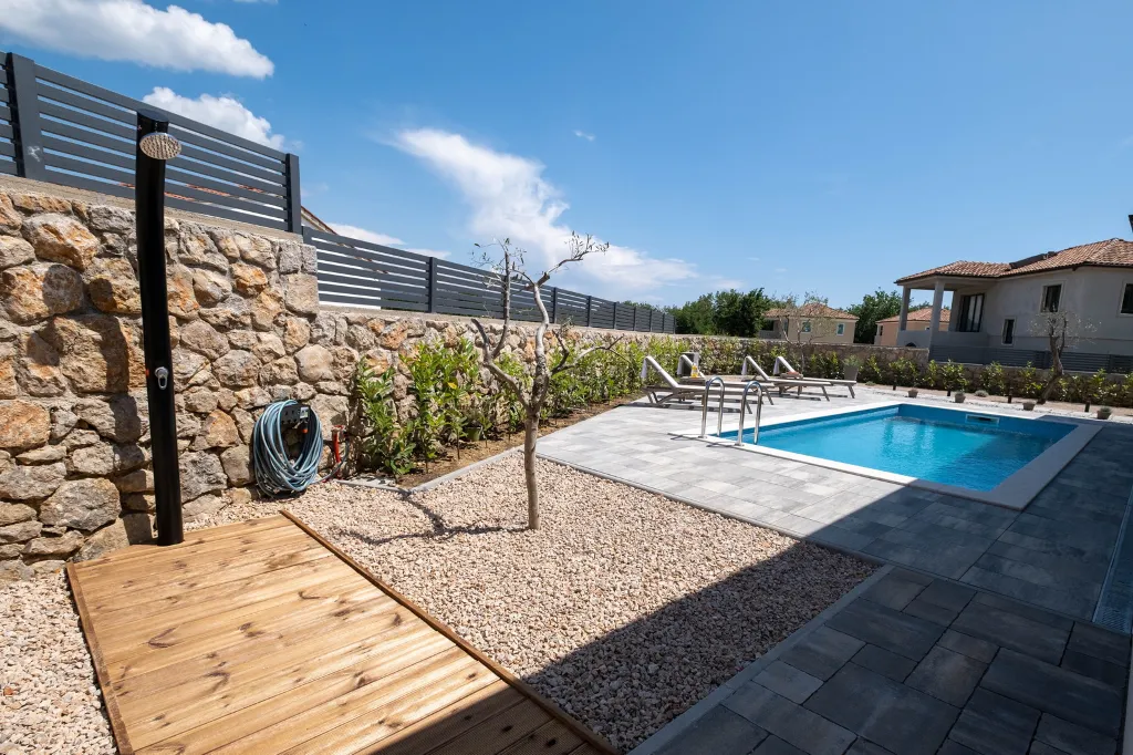 Kornić House with Private Heated Pool