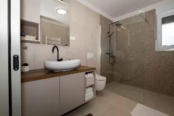 Kornić House with Private Heated Pool