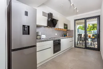 Villa with Private Pool in Malinska for 6