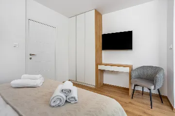 Villa with Private Pool in Malinska for 6