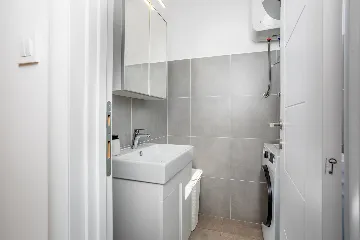 Villa with Private Pool in Malinska for 6