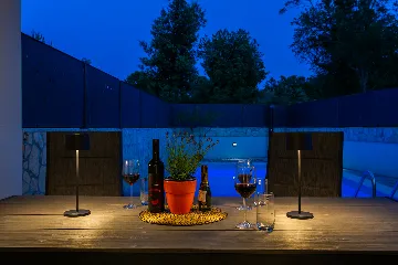 Villa with Private Pool in Malinska for 6