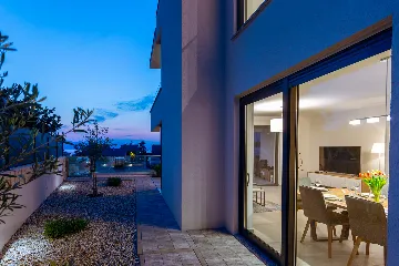 Villa with Private Pool in Malinska for 6