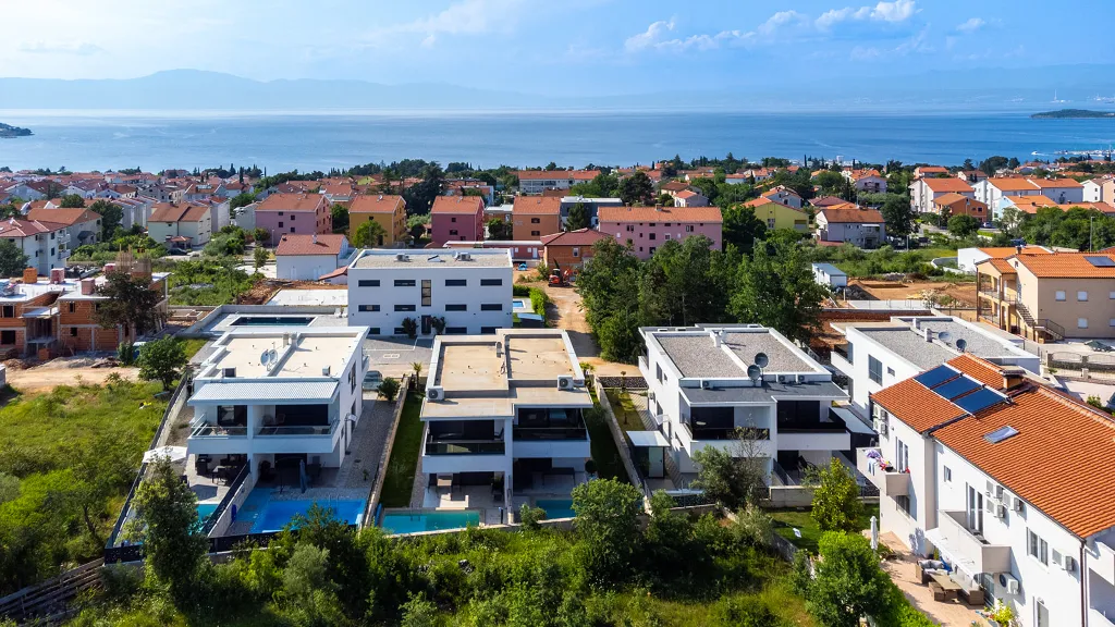 Villa with Private Pool in Malinska for 6
