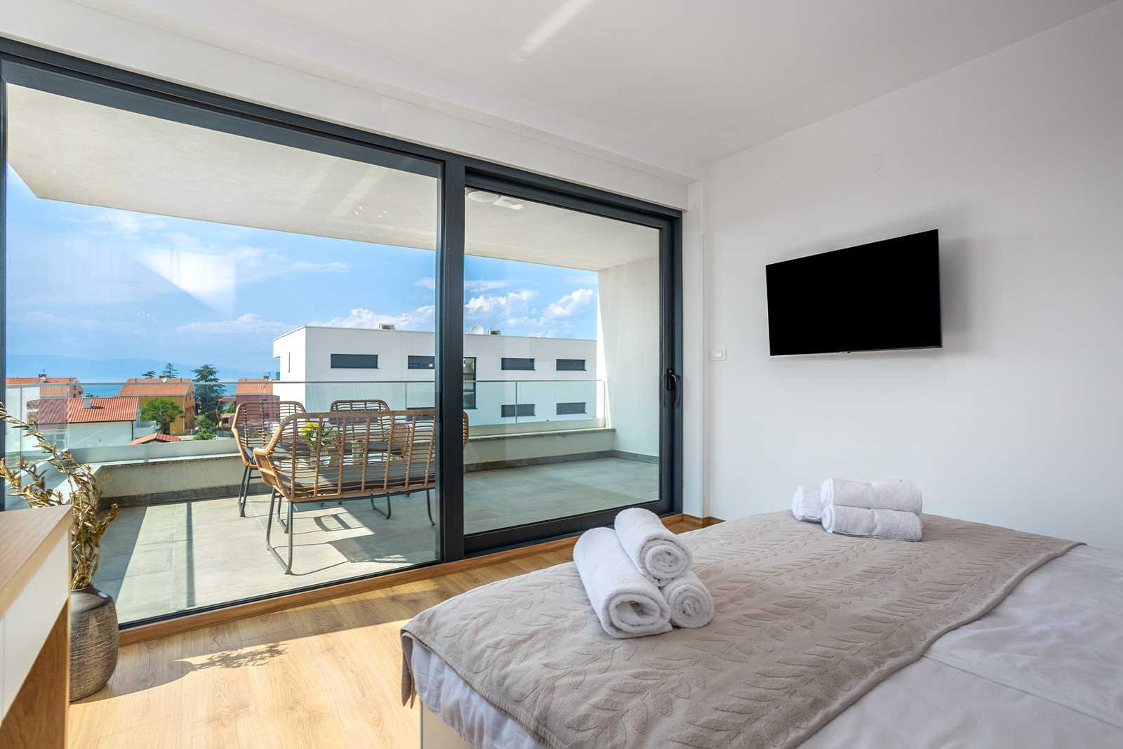 Villa LARUS s privatnim bazenom
