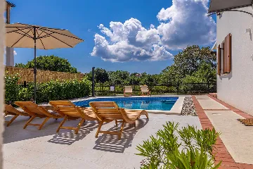 Holiday House in Malinska with Saltwater Pool