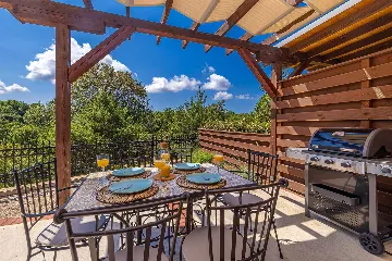 Holiday House in Malinska with Saltwater Pool