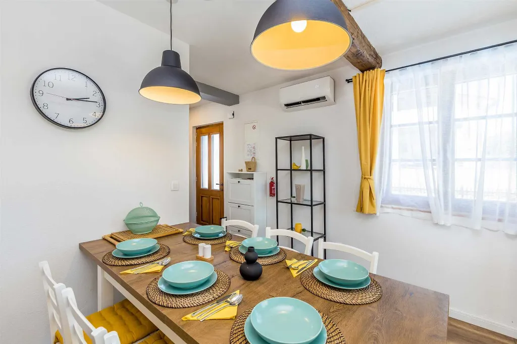 Holiday House in Malinska with Saltwater Pool
