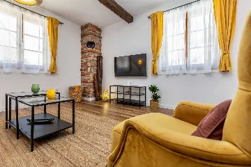 Holiday House in Malinska with Saltwater Pool