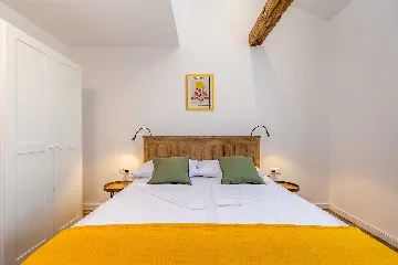 Holiday House in Malinska with Saltwater Pool