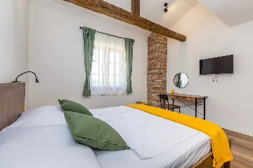 Holiday House in Malinska with Saltwater Pool