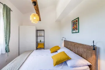 Holiday House in Malinska with Saltwater Pool