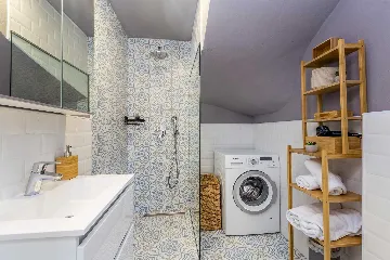 Holiday House in Malinska with Saltwater Pool