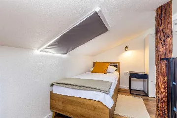 Holiday House in Malinska with Saltwater Pool