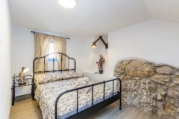 Skrbčići House with Private Pool & Jacuzzi