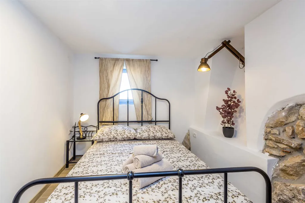 Skrbčići House with Private Pool & Jacuzzi