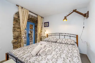 Skrbčići House with Private Pool & Jacuzzi