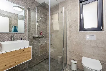 Villa in Linardici for up to 8 guests with pool