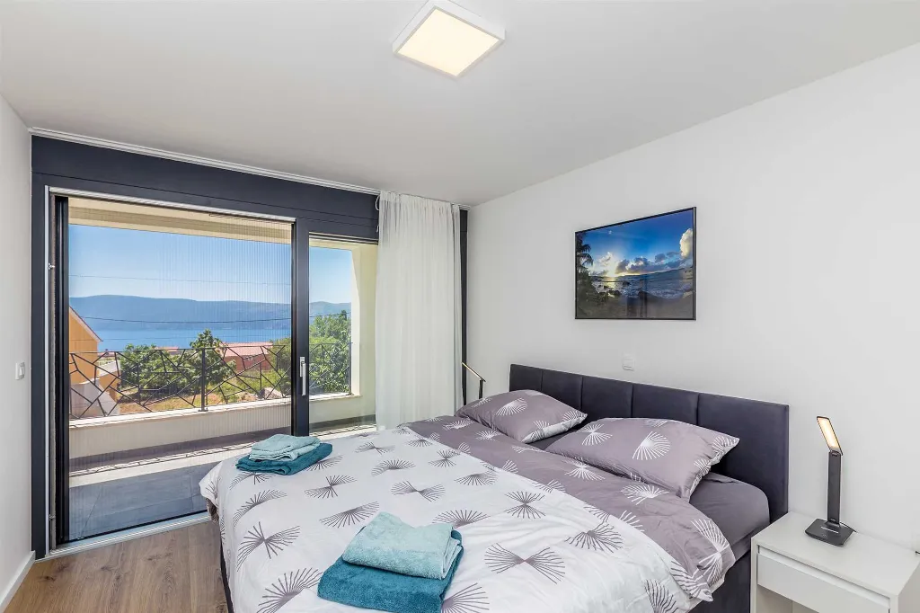 Villa in Linardici for up to 8 guests with pool