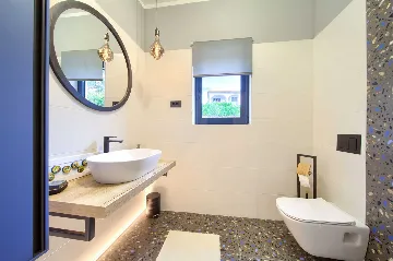 Villa for 8-10 Guests in Pinezići