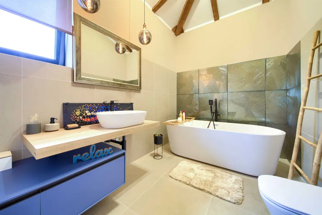 Villa for 8-10 Guests in Pinezići
