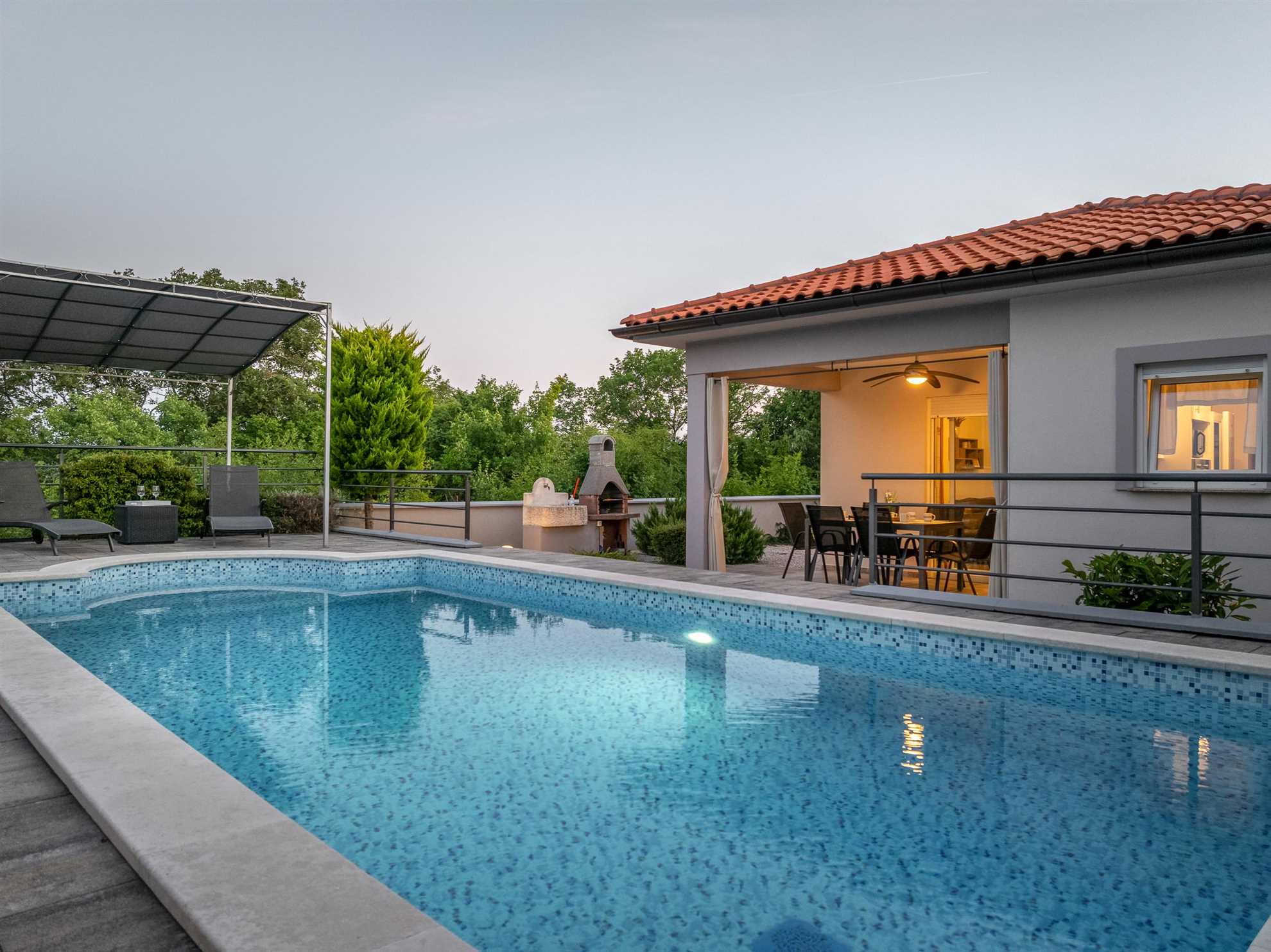 Ferienhaus KAPOVCI mit Pool