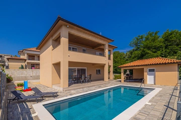 3-Bedroom Villa with Pool in Risika