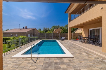 3-Bedroom Villa with Pool in Risika