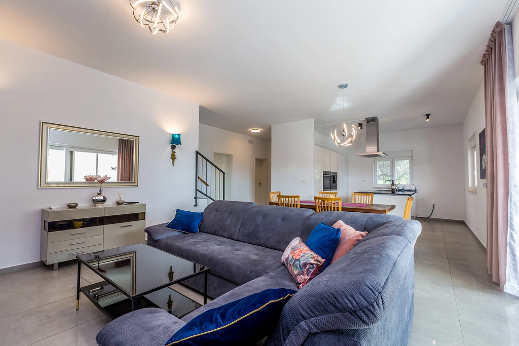 3-Bedroom Villa with Pool in Risika
