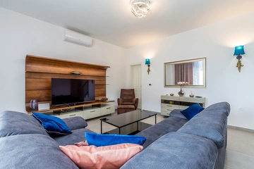 3-Bedroom Villa with Pool in Risika