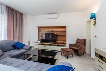 3-Bedroom Villa with Pool in Risika