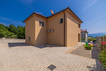 3-Bedroom Villa with Pool in Risika