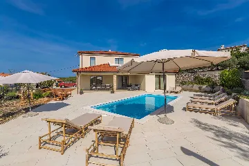 3-Bedroom Holiday House in Bajčići with Private Pool