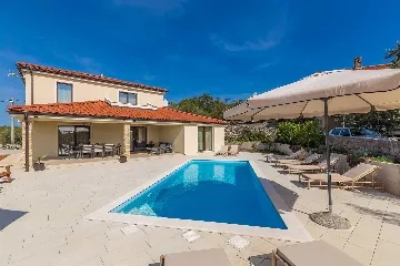 3-Bedroom Holiday House in Bajčići with Private Pool
