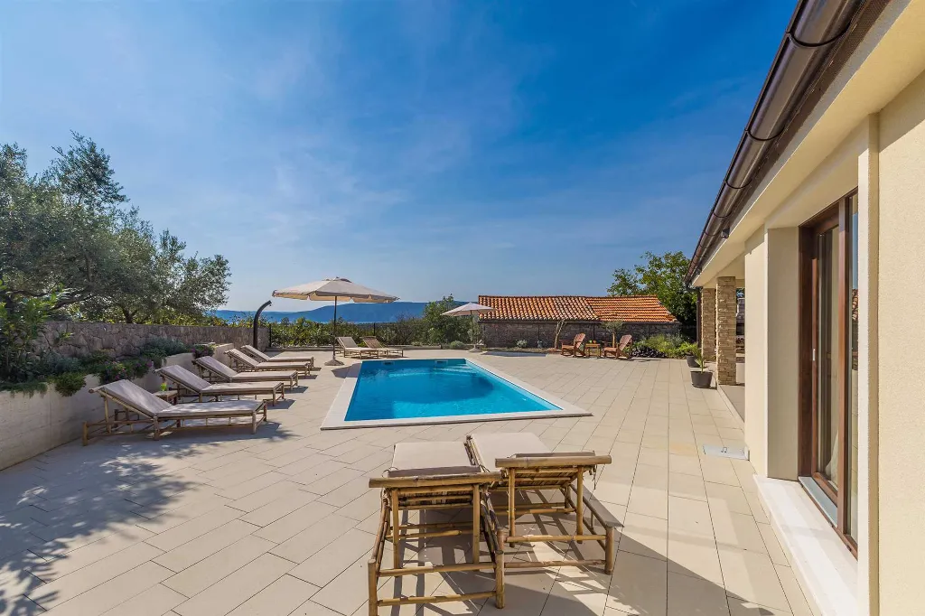 3-Bedroom Holiday House in Bajčići with Private Pool